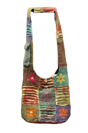319.15 voor - hippie tas bloemen en peace - mosgroene achterkant