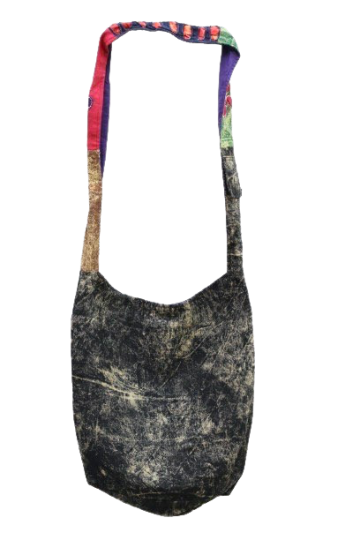 Hippie tas 3081 1 op site bol zonnestralen zwart rood oranje roze rood hangend achter