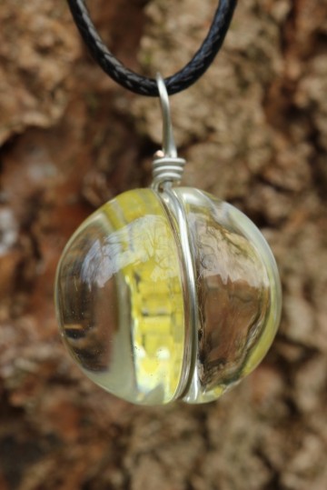 Ketting hanger bloem geel zijaanzicht