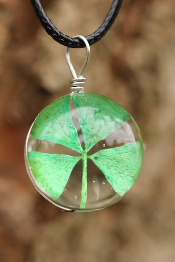 Ketting hanger bloem klavertje vier