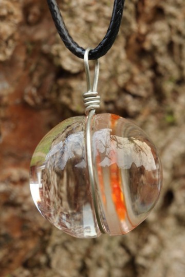 Ketting hanger bloem rood zijaanzicht