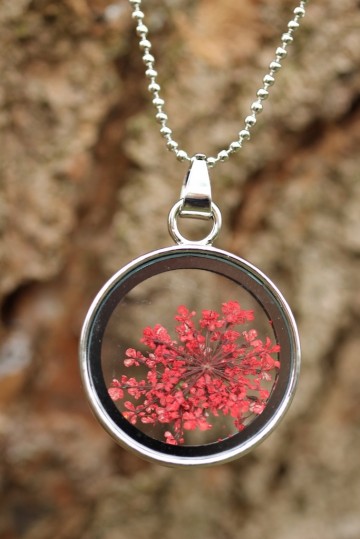 Ketting metalen ring bloem rood