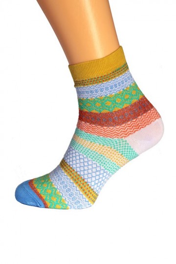 Kleurrijk mosterd pastel links